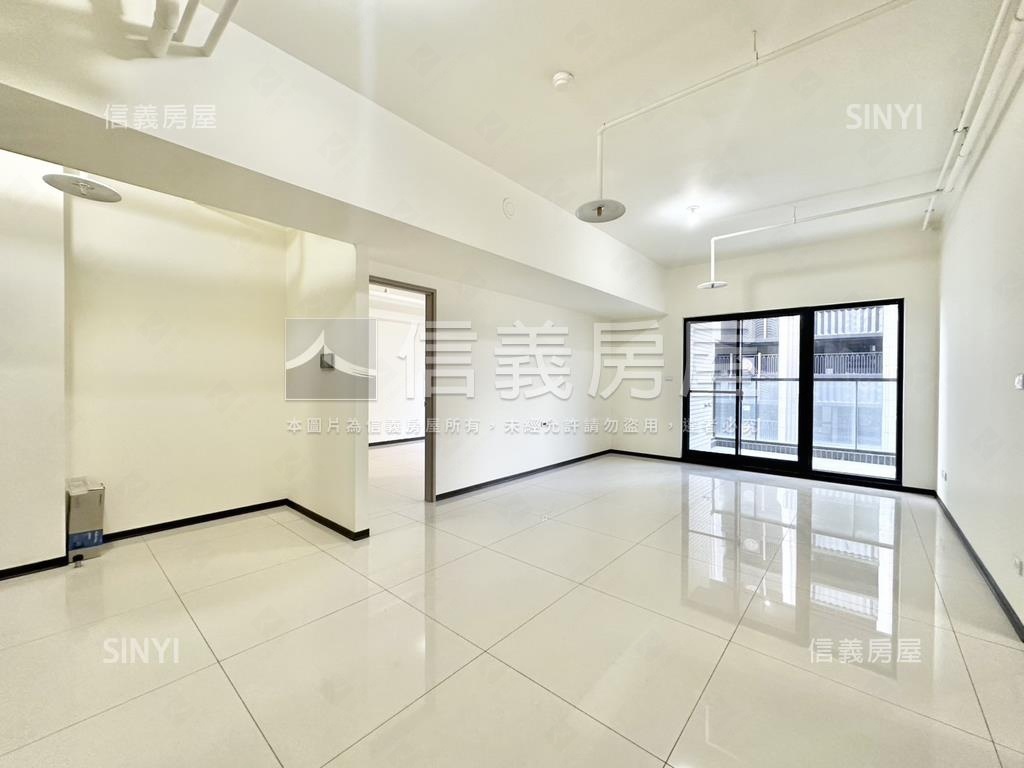 富域．全新高樓４房房屋室內格局與周邊環境