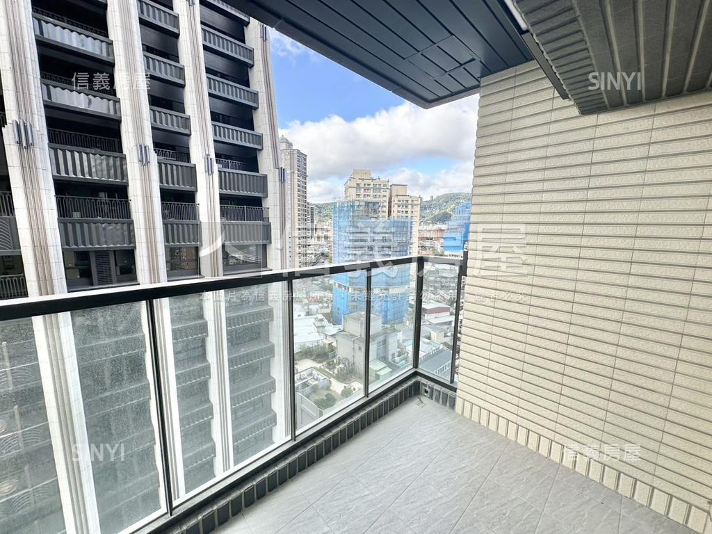 富域．全新高樓４房房屋室內格局與周邊環境