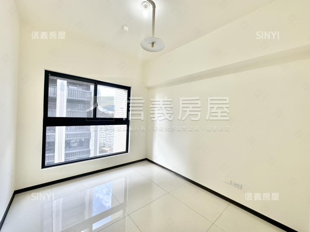 富域．全新高樓４房房屋室內格局與周邊環境