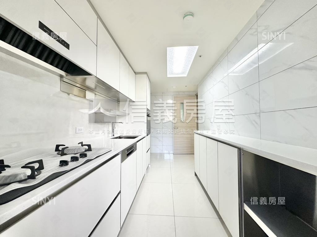 富域．全新高樓４房房屋室內格局與周邊環境