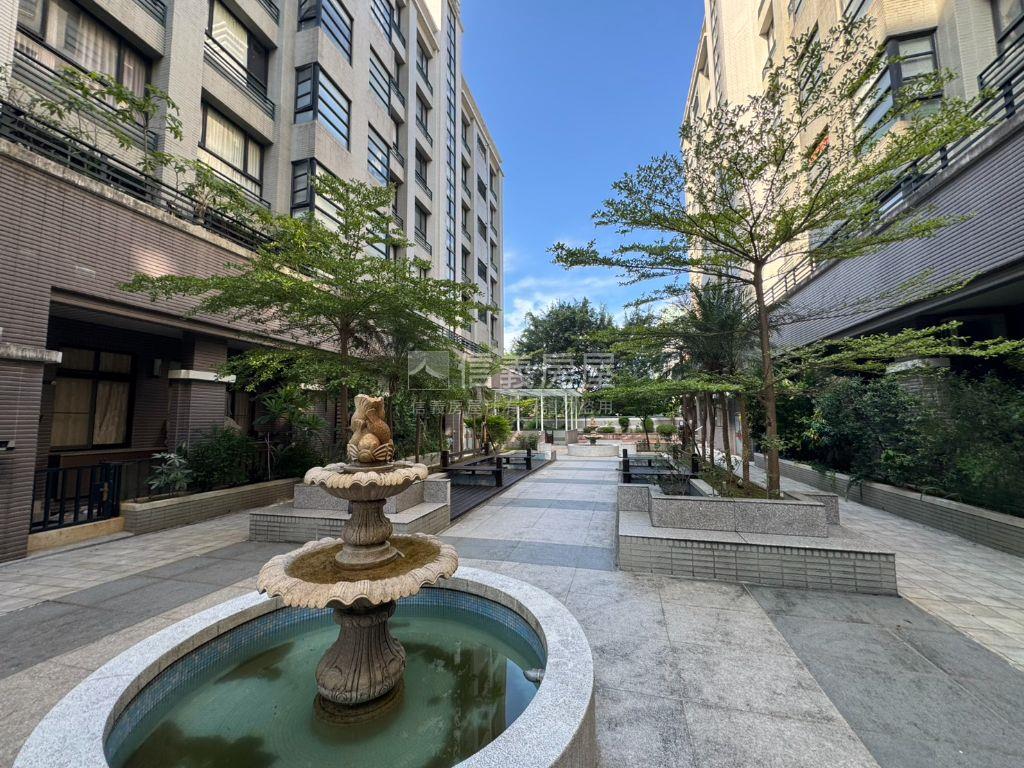 中央公園房屋室內格局與周邊環境