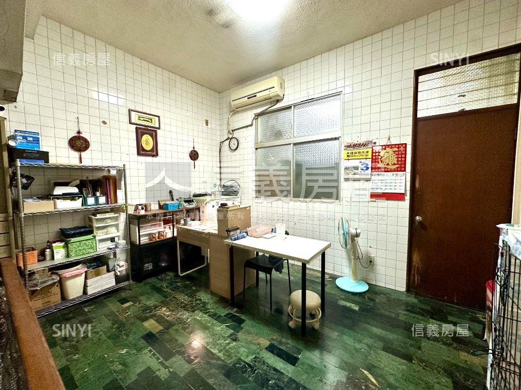 府城市中心大面寬透天房屋室內格局與周邊環境