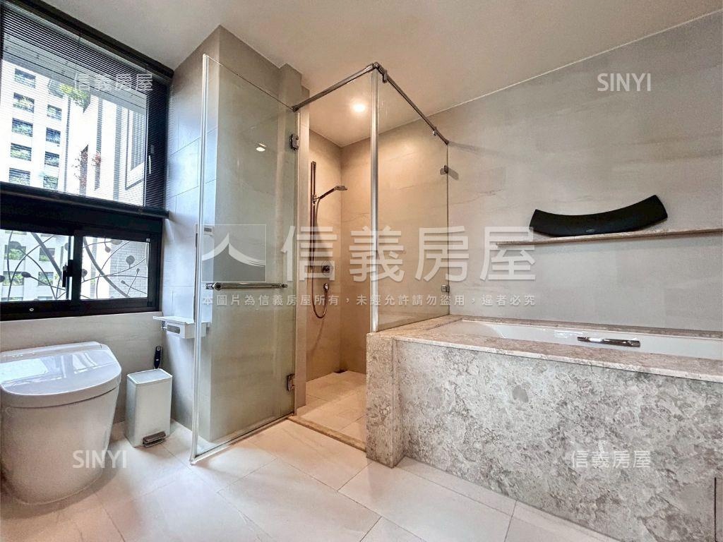 巴黎設計獎。龍寶仁美臻邸房屋室內格局與周邊環境