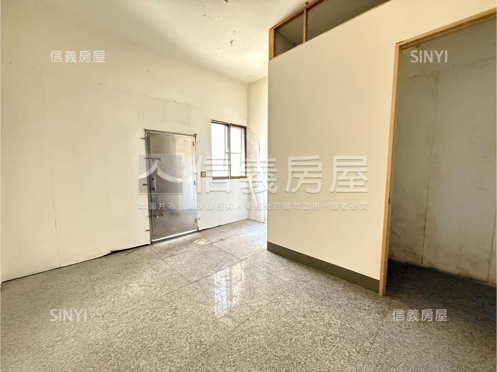 五甲商圈極品透店房屋室內格局與周邊環境