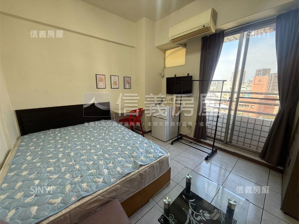 有陽台衛浴開窗的套房房屋室內格局與周邊環境