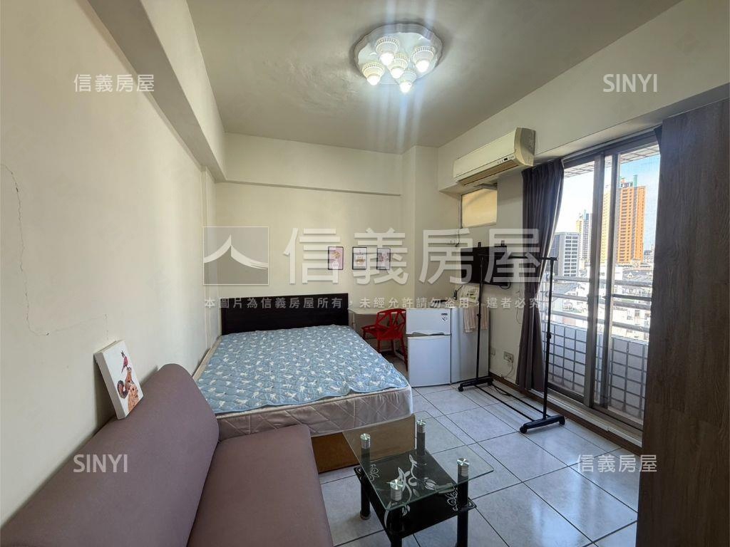 有陽台衛浴開窗的套房房屋室內格局與周邊環境