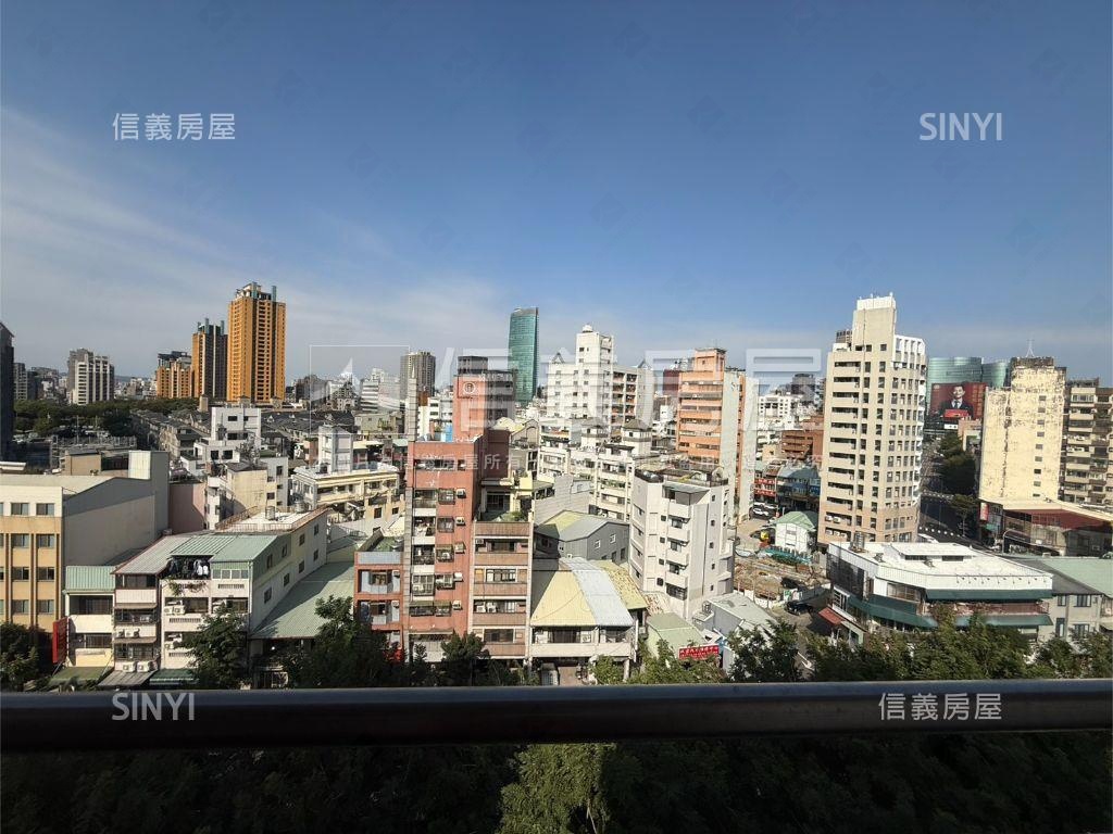 有陽台衛浴開窗的套房房屋室內格局與周邊環境