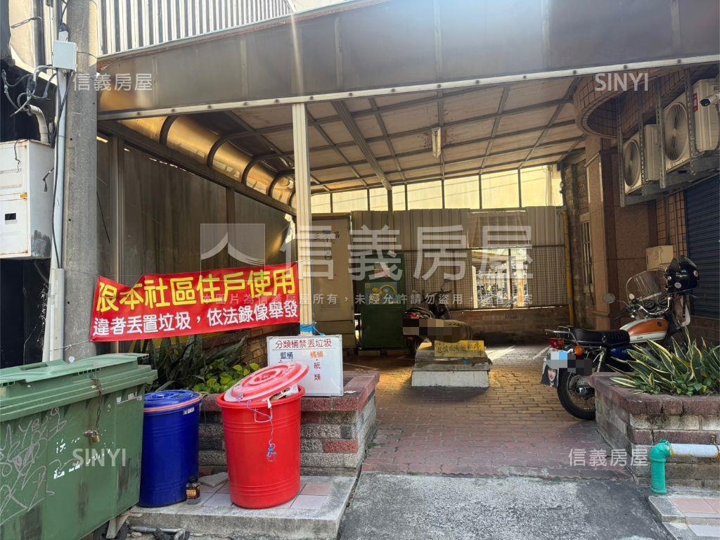 有陽台衛浴開窗的套房房屋室內格局與周邊環境