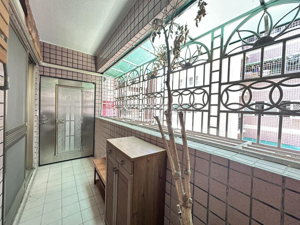 純住宅花園電梯三房平車房屋室內格局與周邊環境