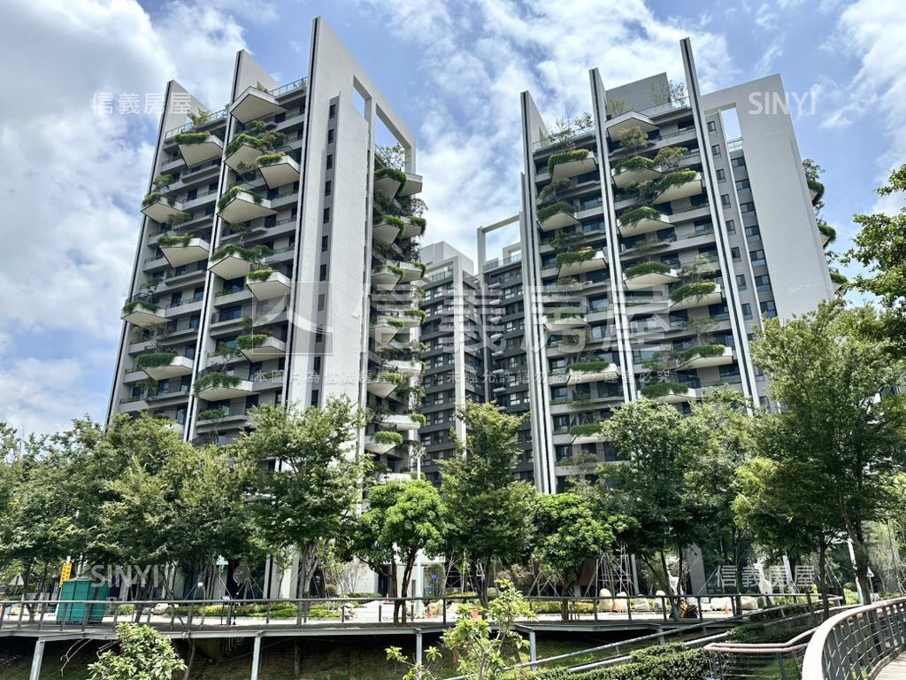 鉅虹映一彎綠朝南即將交屋房屋室內格局與周邊環境