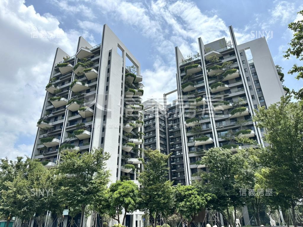 鉅虹映一彎綠朝南即將交屋房屋室內格局與周邊環境
