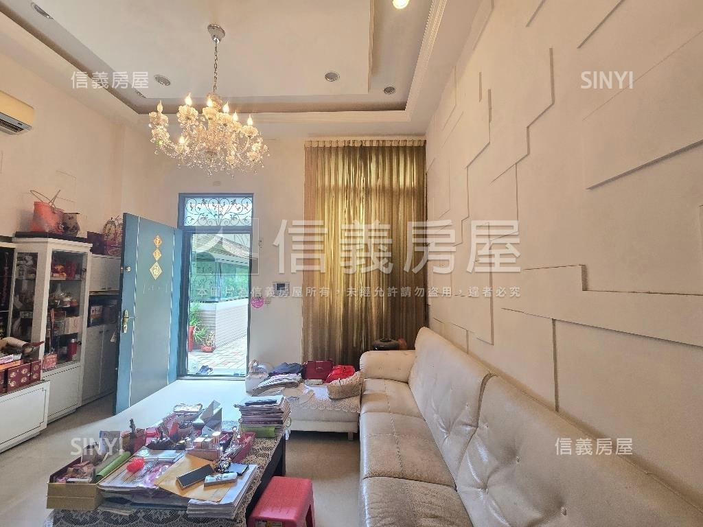 老闆霸氣領袖花園透天房屋室內格局與周邊環境