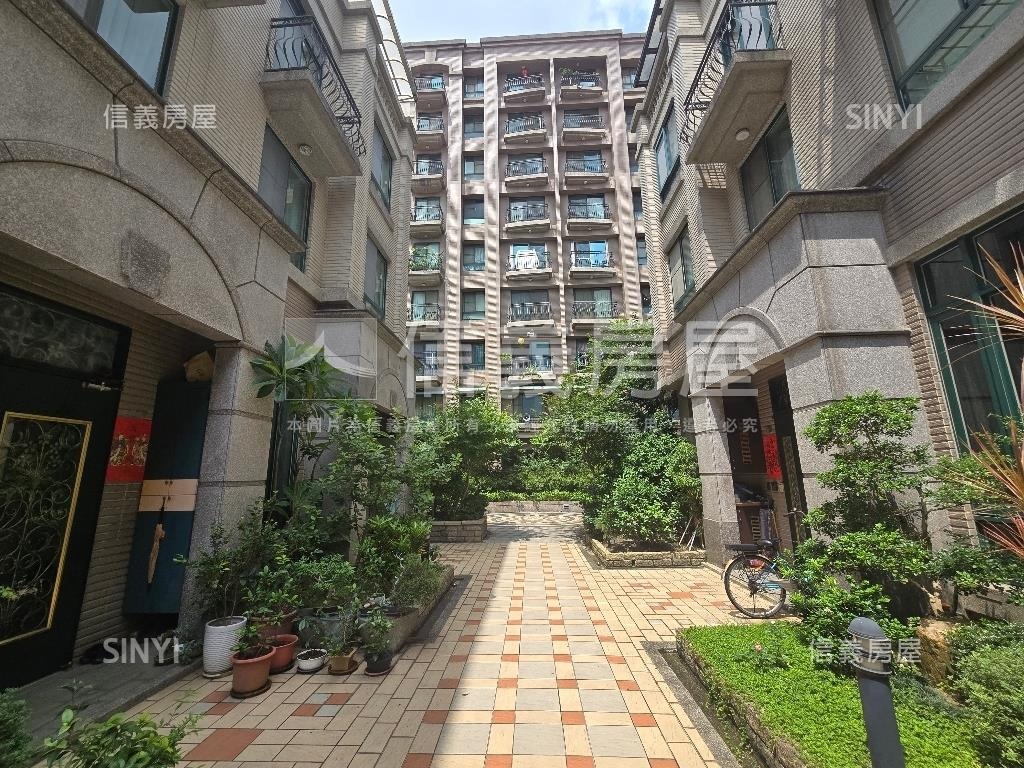 老闆霸氣領袖花園透天房屋室內格局與周邊環境