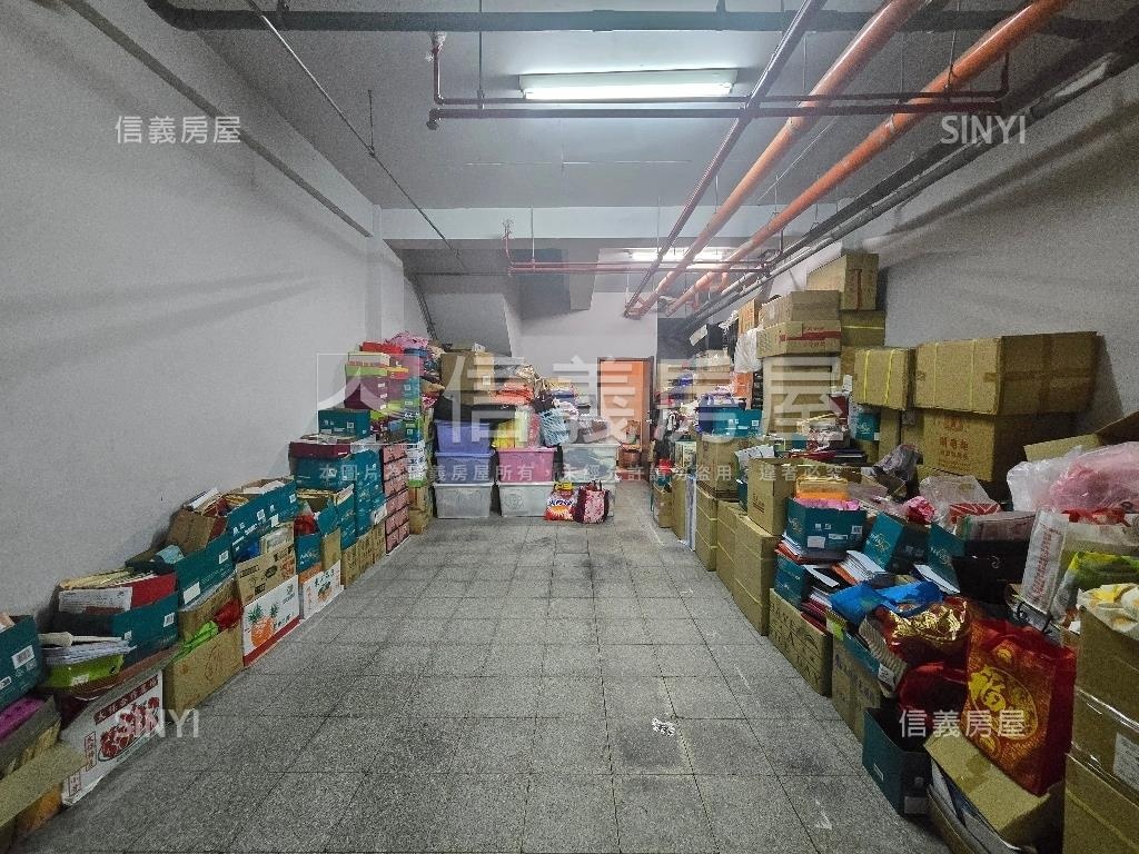 老闆霸氣領袖花園透天房屋室內格局與周邊環境
