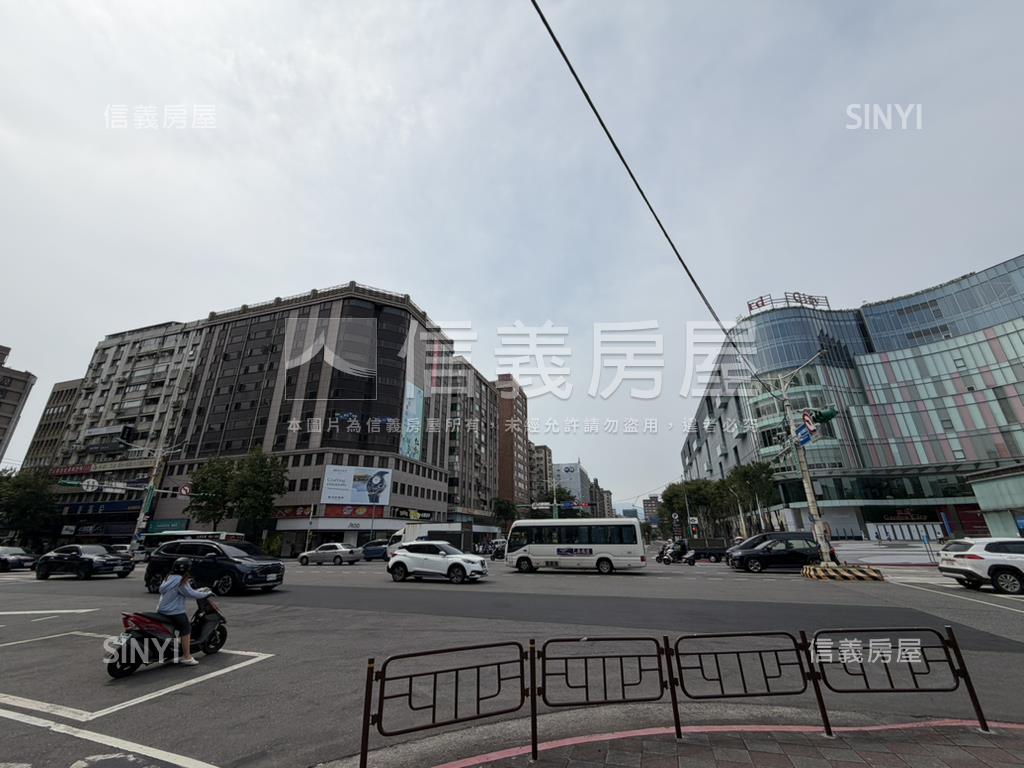 大巨蛋管理高樓美住辦房屋室內格局與周邊環境
