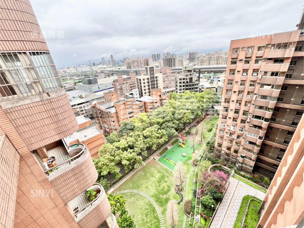 貿商社區高樓三房房屋室內格局與周邊環境