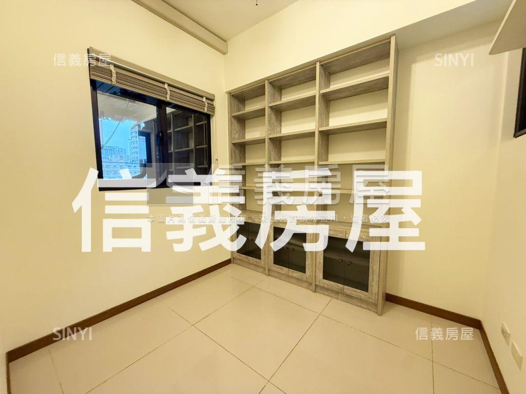 民生西路●新芳春四房車位房屋室內格局與周邊環境