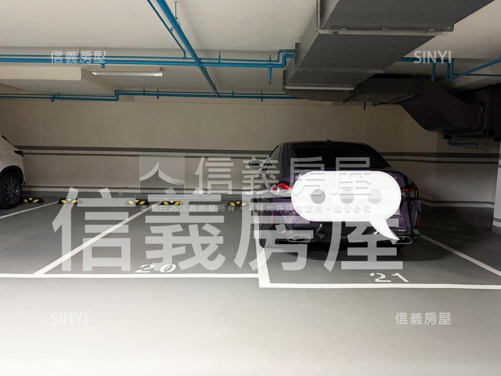 民生西路●新芳春四房車位房屋室內格局與周邊環境