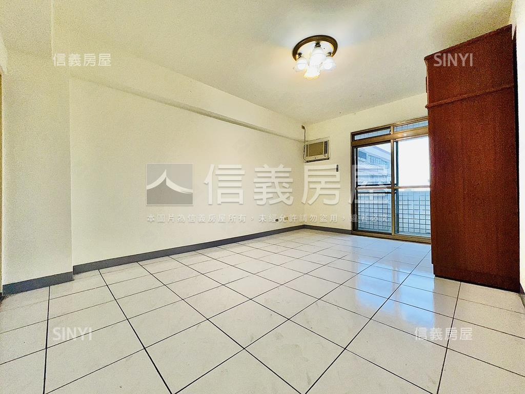 捷運迴龍三面採光三房房屋室內格局與周邊環境