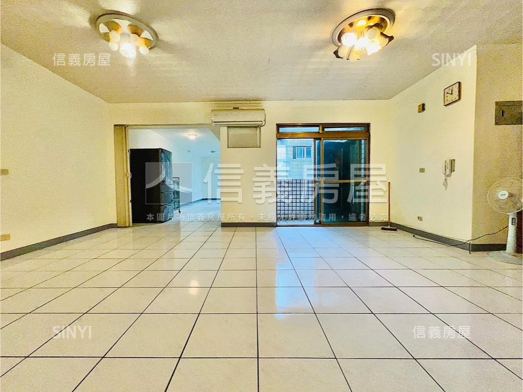 捷運迴龍三面採光三房房屋室內格局與周邊環境