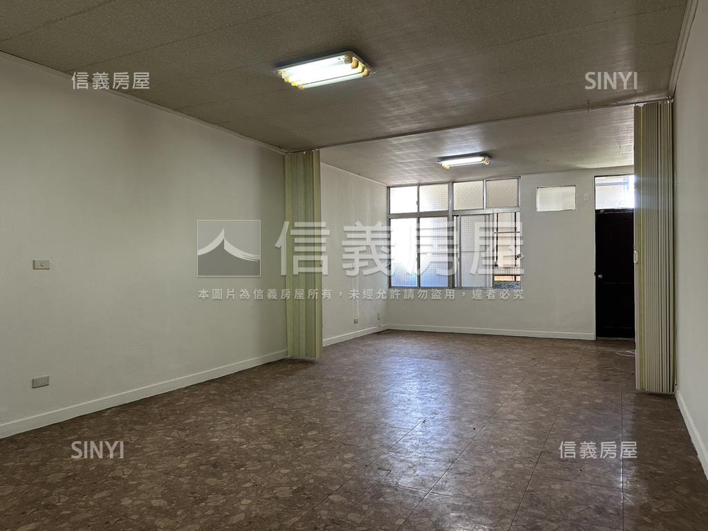 安平路正路面黃金店面房屋室內格局與周邊環境