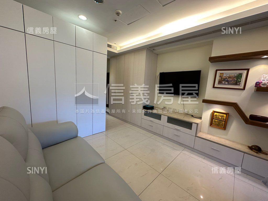 山景十泉十美漫步悠活房屋室內格局與周邊環境