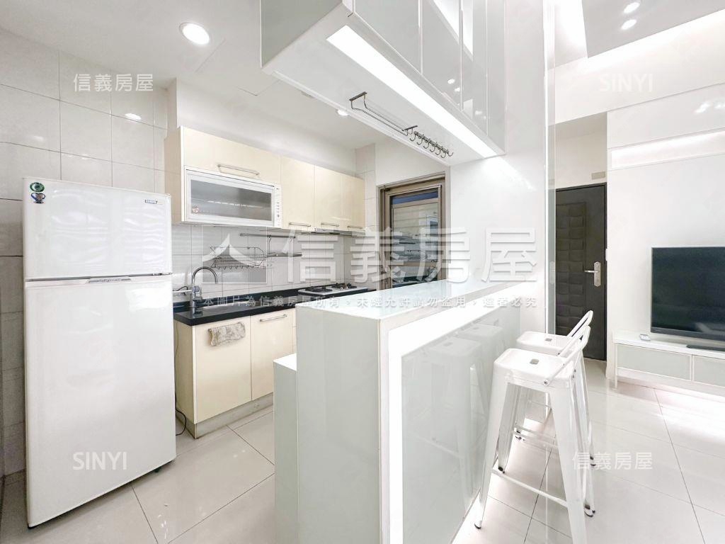 景新街新屋齡明亮華廈兩房房屋室內格局與周邊環境