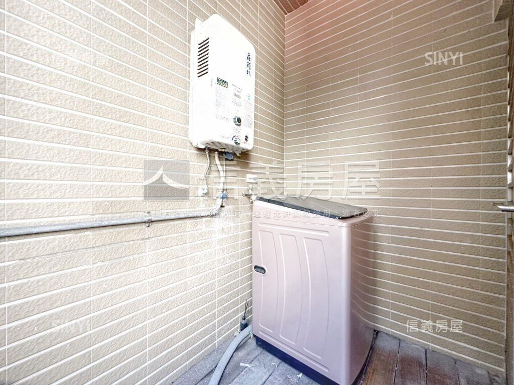 景新街新屋齡明亮華廈兩房房屋室內格局與周邊環境