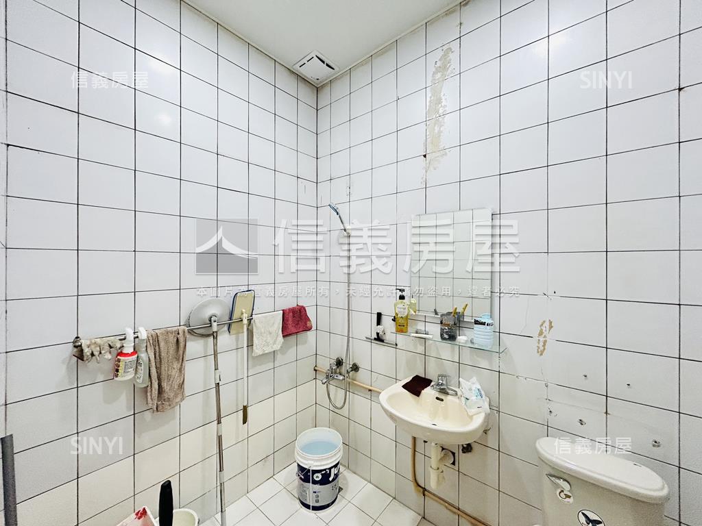 三民高中面寬壹樓房屋室內格局與周邊環境