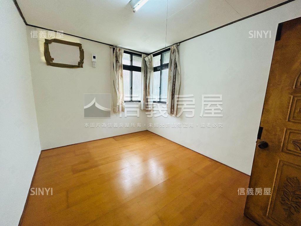 太平活路庭院孝親房透天房屋室內格局與周邊環境