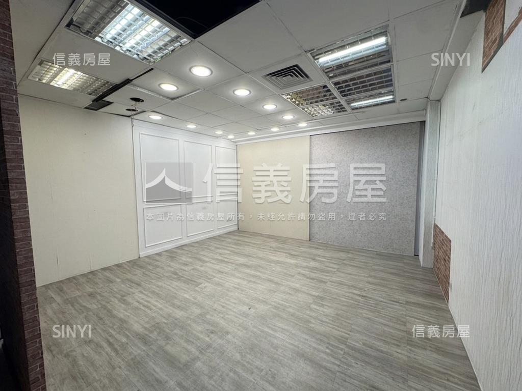 新田京城質感店面附平車位房屋室內格局與周邊環境
