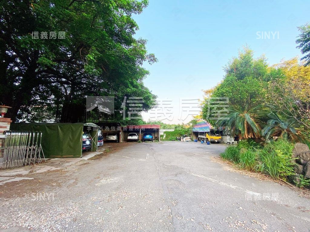 金陵路稀有千坪土地房屋室內格局與周邊環境