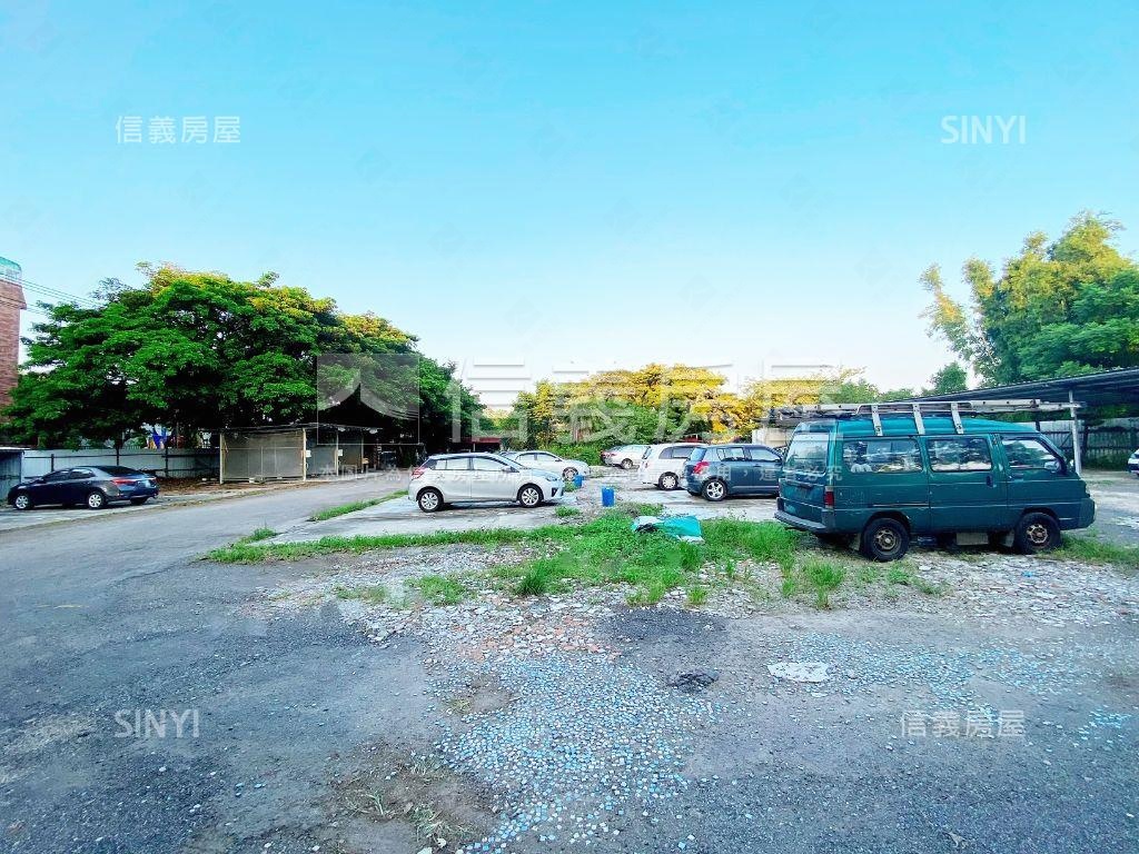 金陵路稀有千坪土地房屋室內格局與周邊環境
