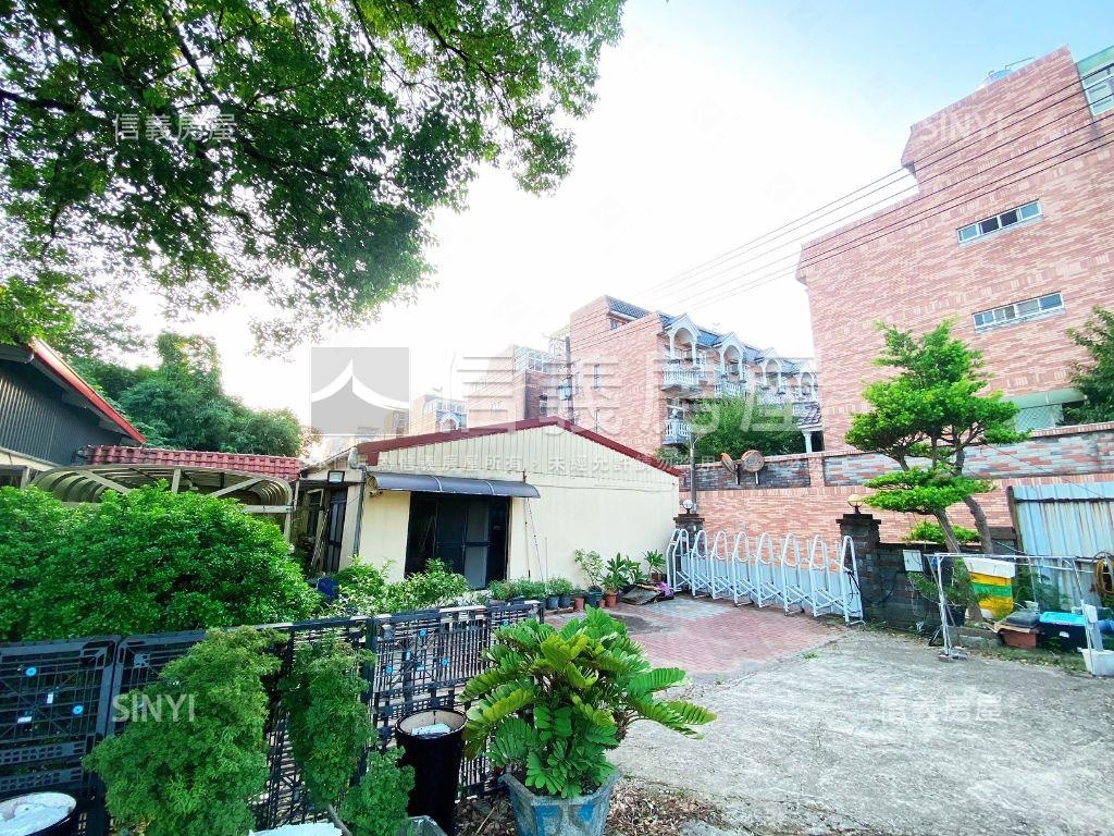 金陵路稀有千坪土地房屋室內格局與周邊環境