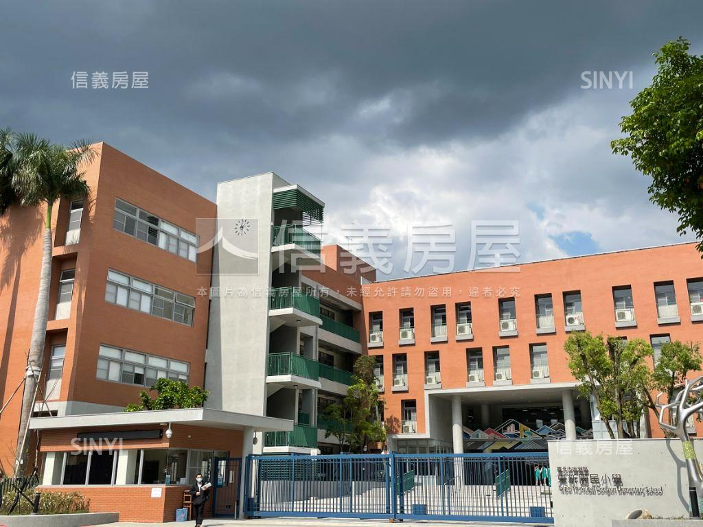 指標大樓【力麒】三面採光房屋室內格局與周邊環境