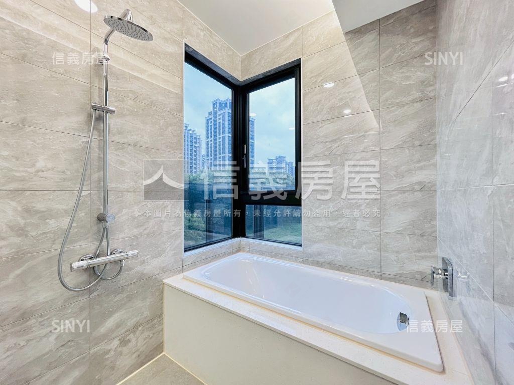 宜誠天玓三房三車位樹景宅房屋室內格局與周邊環境