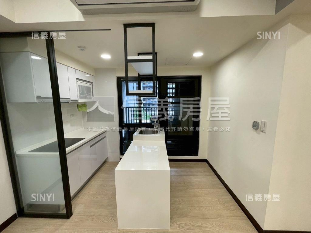 全新夢幻誠露臺三房平車房屋室內格局與周邊環境