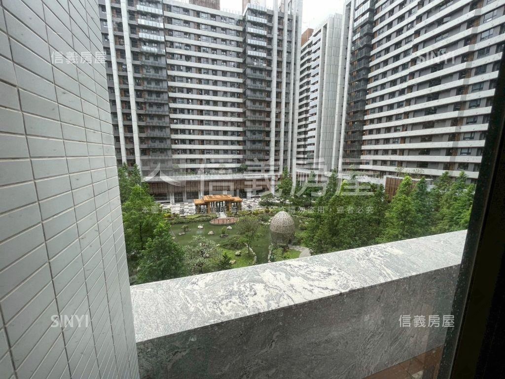 全新夢幻誠露臺三房平車房屋室內格局與周邊環境