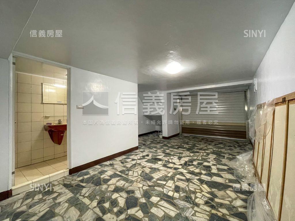 近獅甲捷運車墅透天房屋室內格局與周邊環境