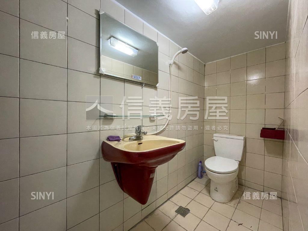 近獅甲捷運車墅透天房屋室內格局與周邊環境