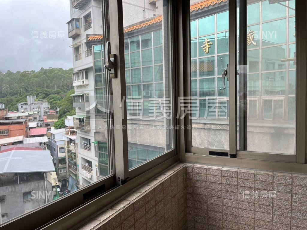 碧潭河景高樓層房屋室內格局與周邊環境