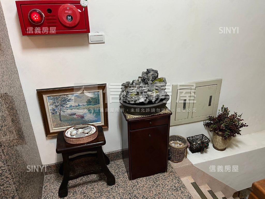 碧潭河景高樓層房屋室內格局與周邊環境