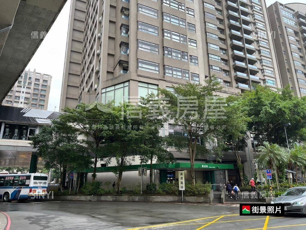 碧潭河景高樓層房屋室內格局與周邊環境