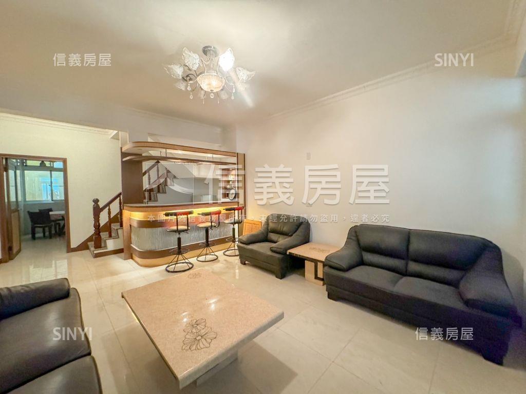 農十六旁精美透天房屋室內格局與周邊環境