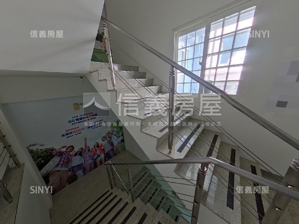 羅東火車站商圈三角窗店面房屋室內格局與周邊環境