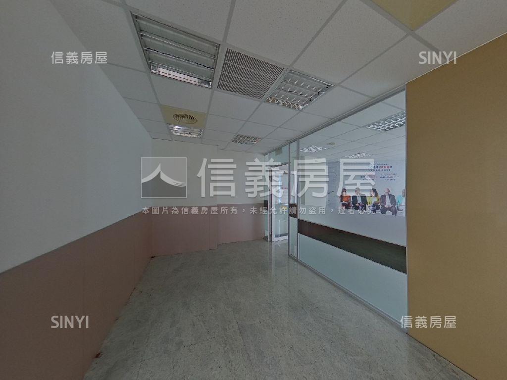 羅東火車站商圈三角窗店面房屋室內格局與周邊環境