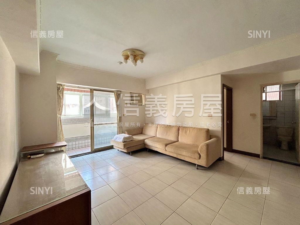 公學新城乙區採光三房房屋室內格局與周邊環境