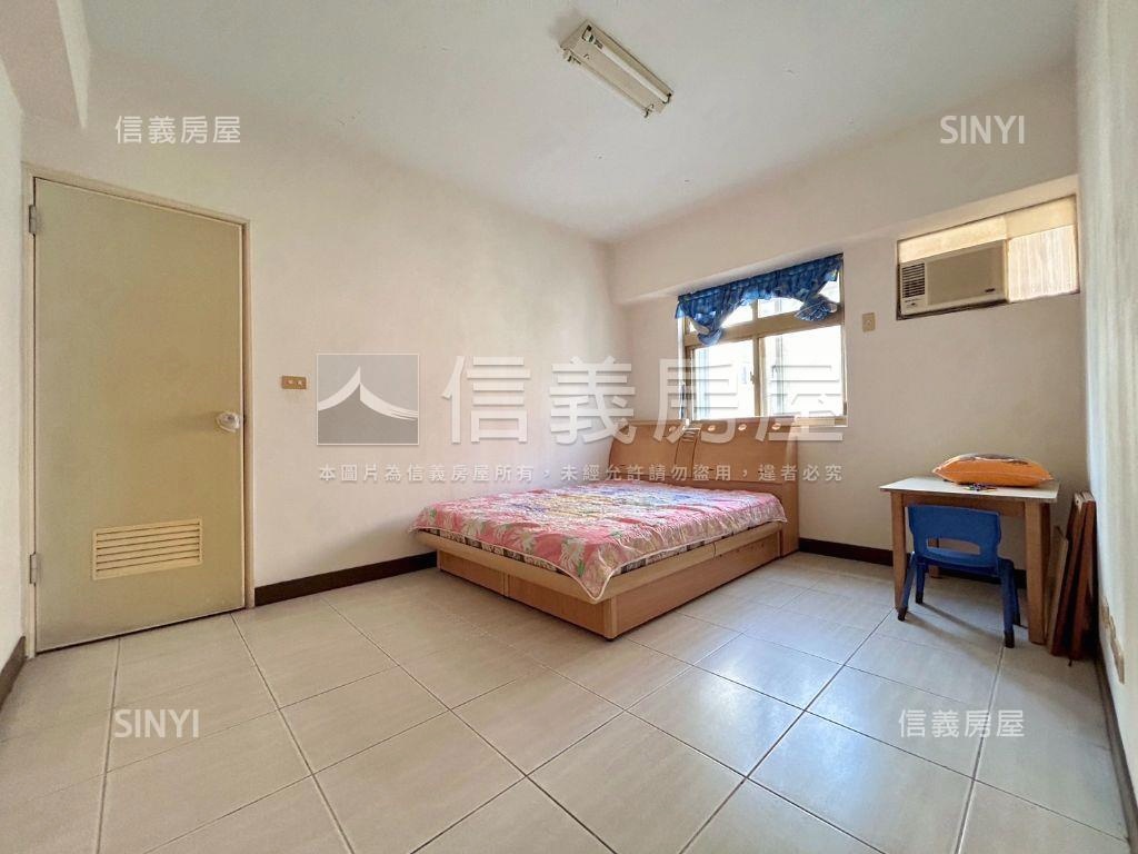 公學新城乙區採光三房房屋室內格局與周邊環境