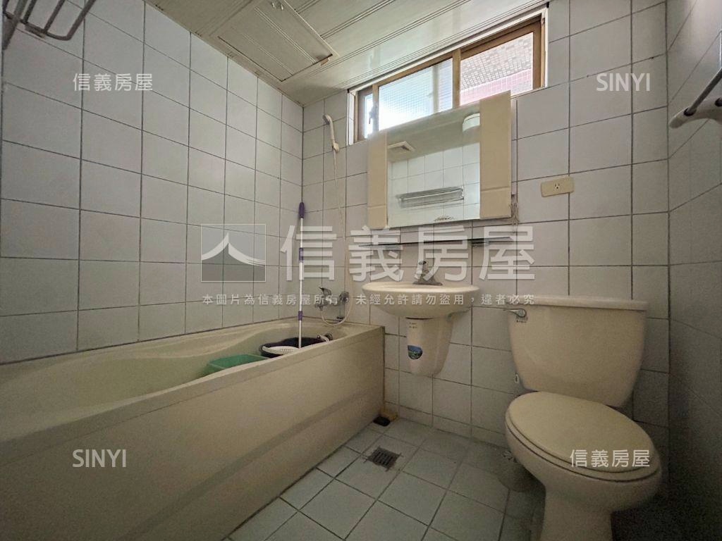 公學新城乙區採光三房房屋室內格局與周邊環境