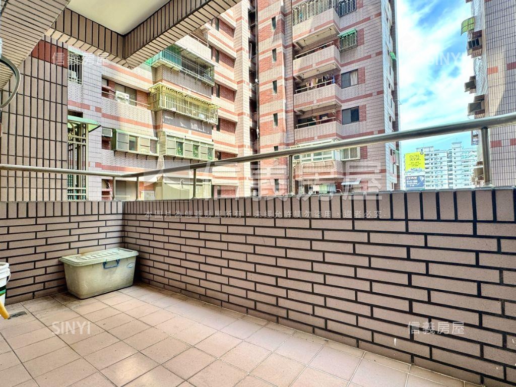 弘揚牽手兩房美屋房屋室內格局與周邊環境